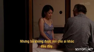 Anh trai cùng cha khác mẹ đến thăm