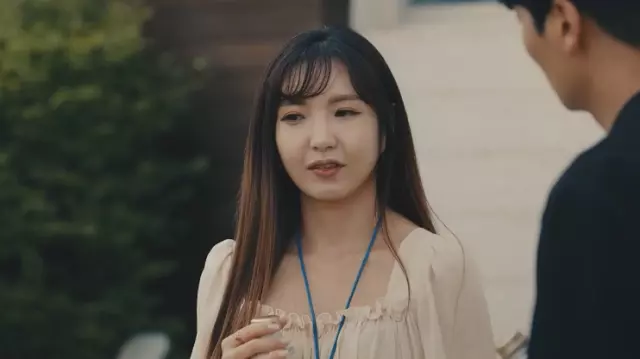 Người phụ nữ ngực bự lâu năm - phim truyền hình HD xem miễn phí
