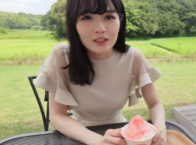 Idol mặt xinh thủ dâm rên cực hay